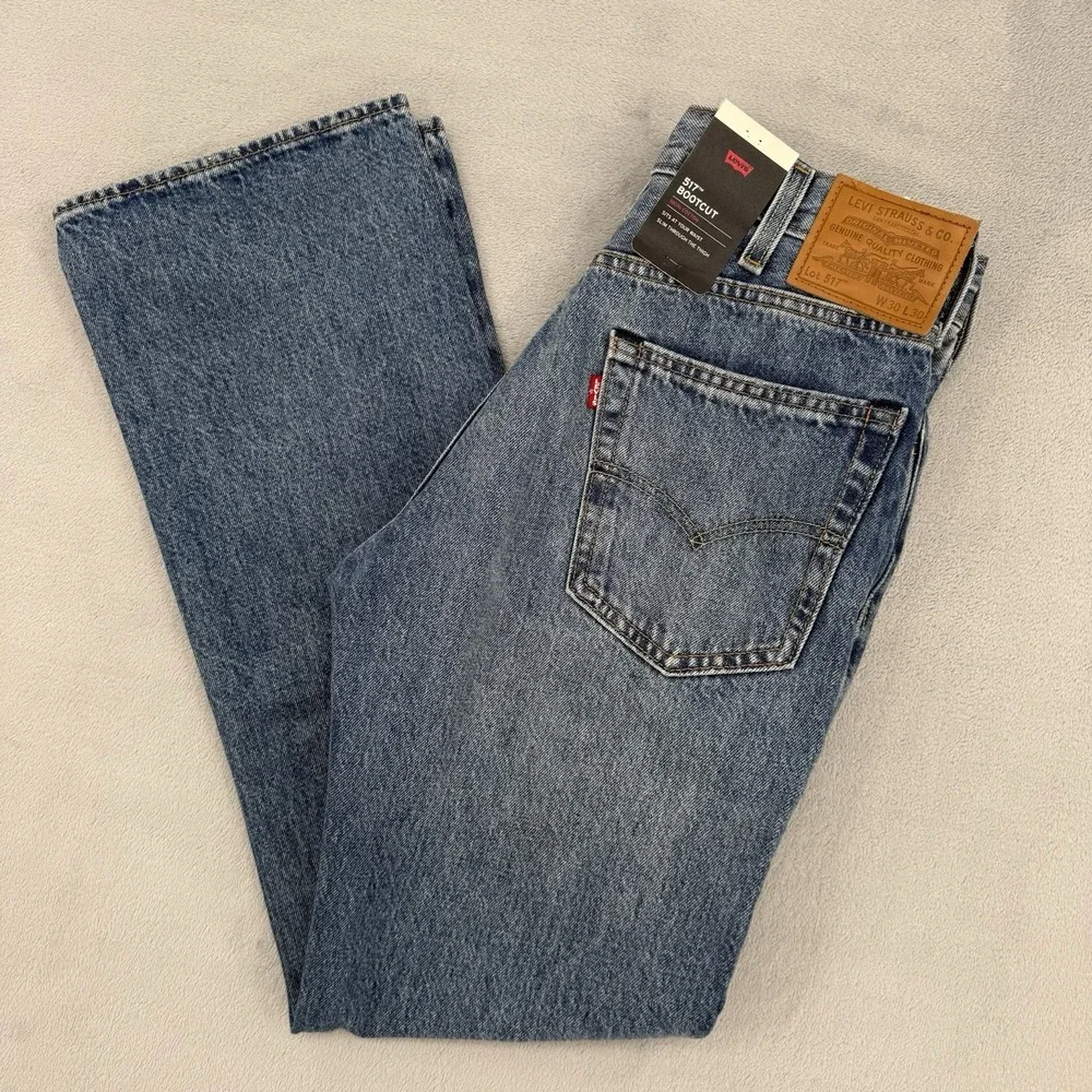 Levi's Premium 517 Jeans Men's Size 30x30 Blue Bootcut Light Wash Demin Cotton